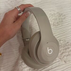 Beats Studio Pro Bluetooth Wireless Headphones Sandstone